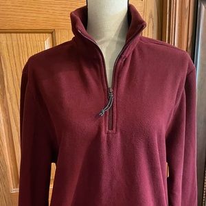 St Johns Bay fleece - Mens size S. NWT